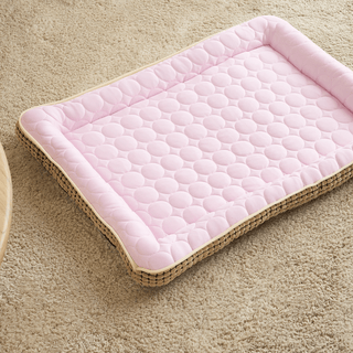 Blush Breeze kühlendes Bett für Haustiere