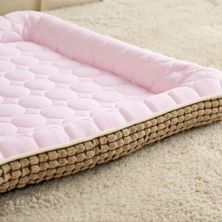 Blush Breeze kühlendes Bett für Haustiere