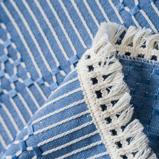 Sofabezug aus strukturiertem Indigo-Patchwork